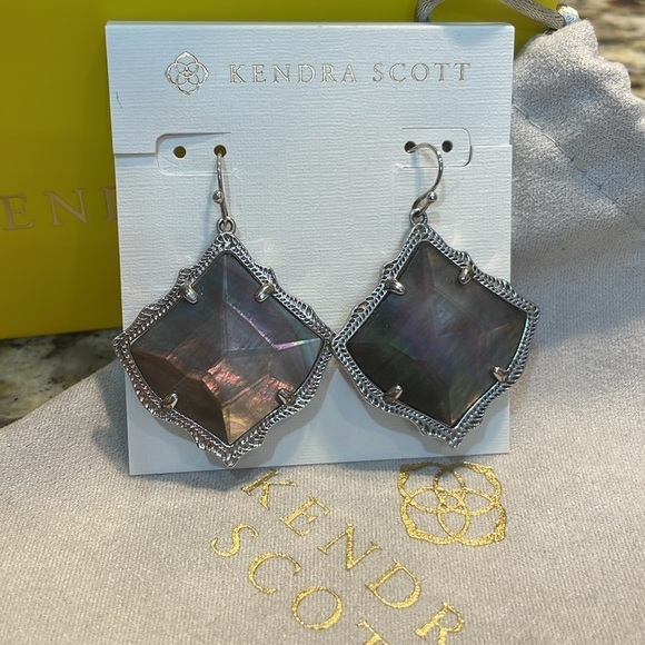 Kendra Scott Kirsten dangle earrings - Picture 3 of 9